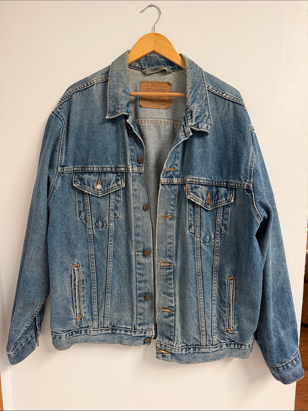 Vintage Levi's 70507-4890 Denim Trucker Jacket